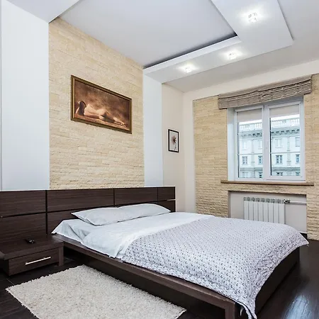 Apartment Central On Nezavisimosti 23